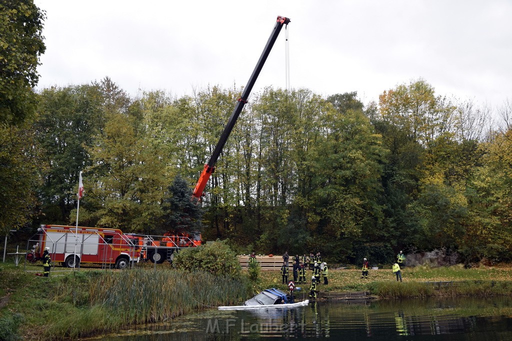 Einsatz BF Koeln PKW im See Koeln Esch P083.JPG - Miklos Laubert